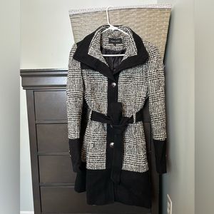 Black Rivet dressy wool coat black white plaid belted MEDIUM hip length